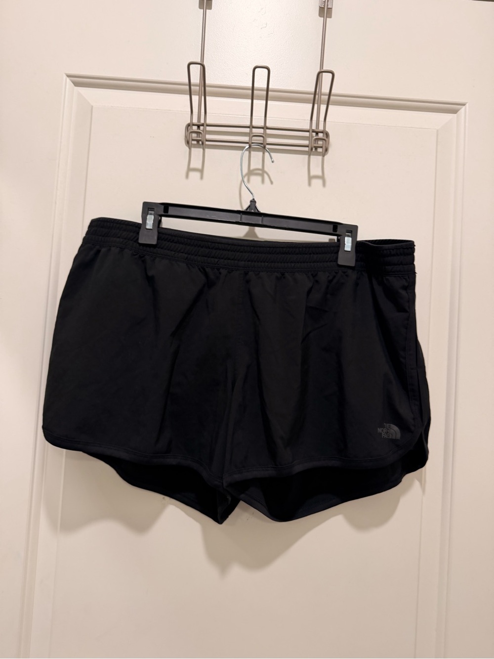 The North Face Wander
Shorts Black Women’s Size XL